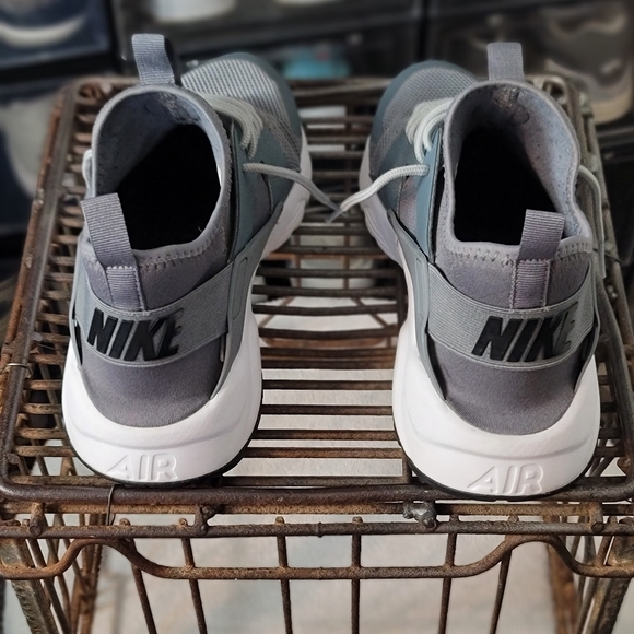 Nike Huarache Run Ultra "Cool Grey" Mens 10 Like New. Fast Shipper - Picture 7 of 14